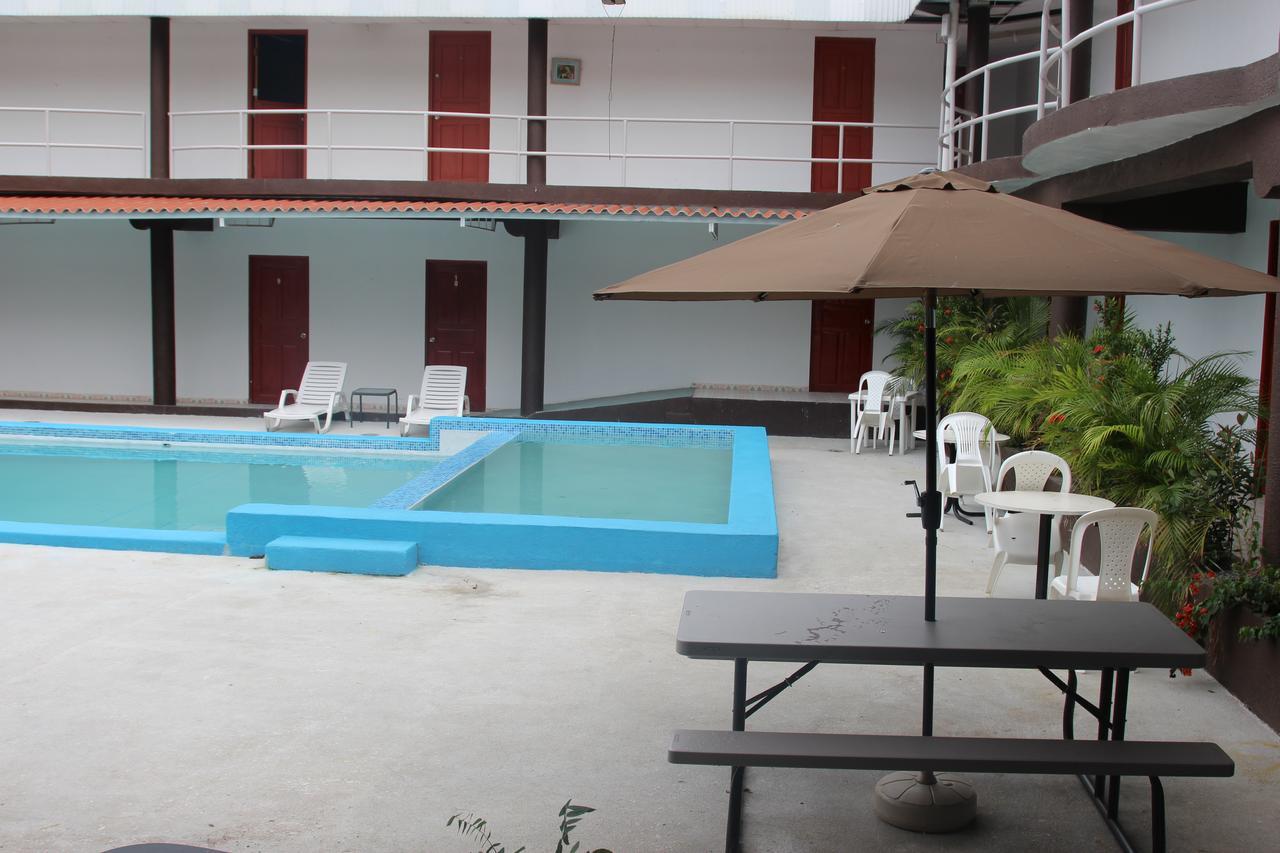 ורקרוז Hotel Pacific Coast מראה חיצוני תמונה