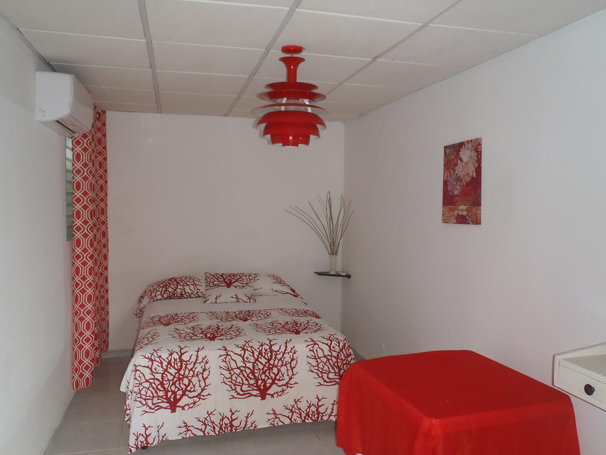 ורקרוז Hotel Pacific Coast מראה חיצוני תמונה